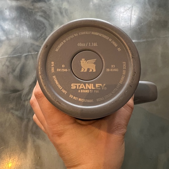 Stanley Cups - Set of 2 - Picture 6 of 6